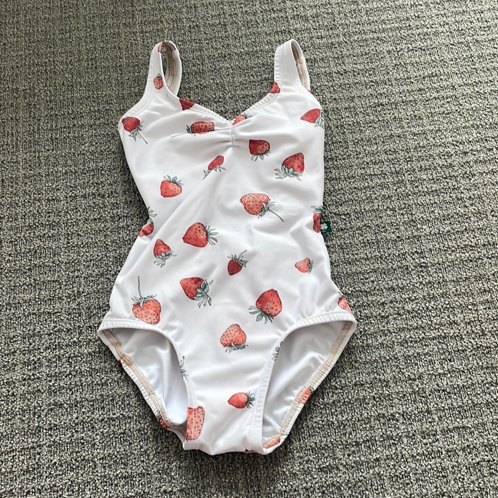 Strawberry Luckyleo